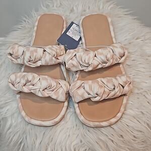 NWT Universal Thread Braided Strappy Flat Sandals Tan/Cream Size 7.5
